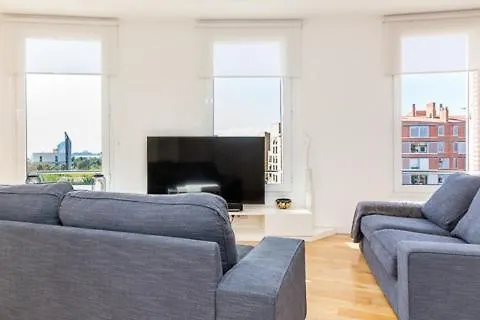 Idyllic Apartment In Bcn Beach